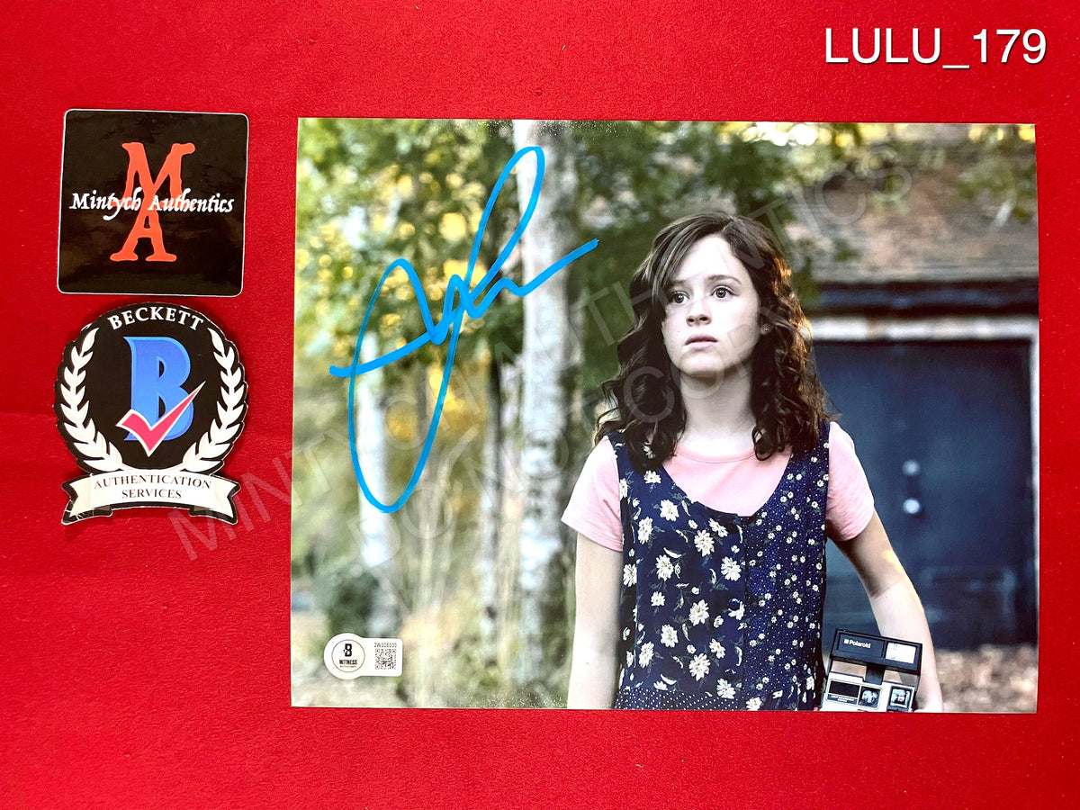 LULU_179 - 8x10 Photo Autographed By Lulu Wilson – Mintych Authentics
