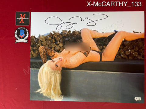 X-McCARTHY_133 - 16x20 Photo Autographed By Jenny McCarthy