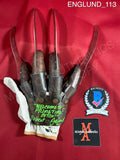 ENGLUND_113 - RUBIES SUPREME EDITION FREDDY KRUEGER METAL GLOVE Freddy Glove Autographed By Robert Englund