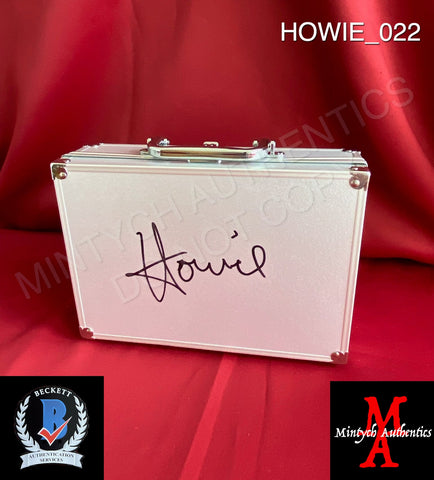 HOWIE_022 - Deal or No Deal 7x10x3 Aluminum Shell BriefcaseÊ Autographed By Howie Mandel