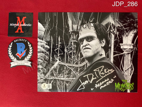 JDP_286 - 8x10 Photo Autographed By Jeff Daniel Phillips
