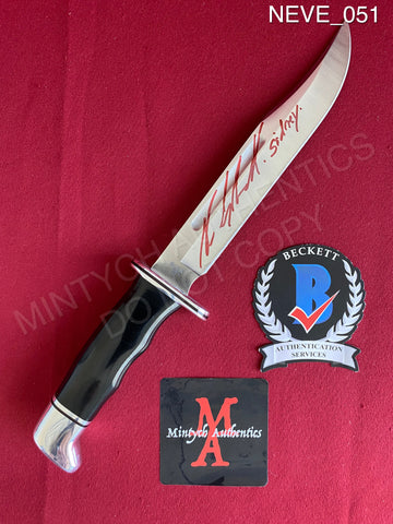 NEVE_051 - Buck 120 Knife Autographed By Neve Campbell