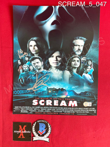 SCREAM_5_047 - 11x14 Photo Autographed By Jack Quaid & Jasmin Savoy Brown