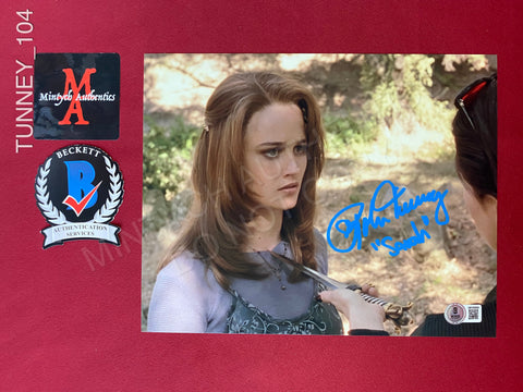 TUNNEY_104 - 8x10 Photo Autographed By Robin Tunney