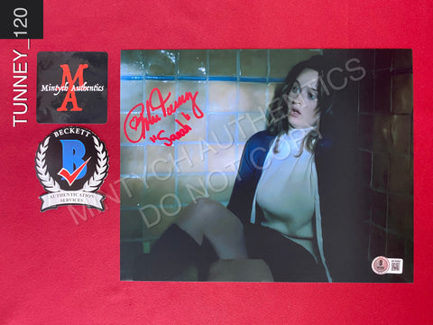 TUNNEY_120 - 8x10 Photo Autographed By Robin Tunney