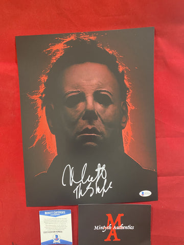 CASTLE_217 - 11x14 Photo Autographed By Nick Castle