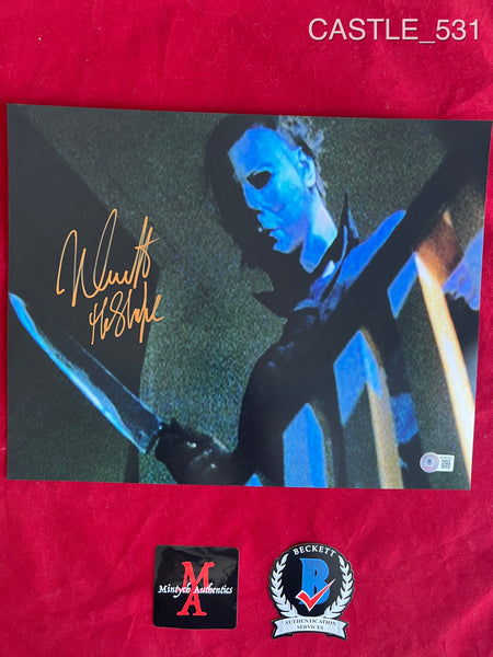 CASTLE_531 - 11x14 Photo Autographed By Nick Castle – Mintych