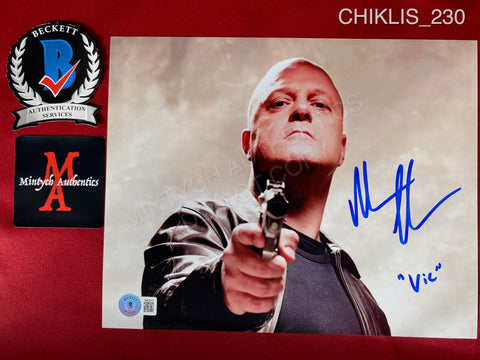 CHIKLIS_230 - 8x10 Photo Autographed By Michael Chiklis