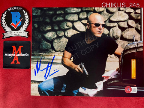 CHIKLIS_245 - 8x10 Photo Autographed By Michael Chiklis