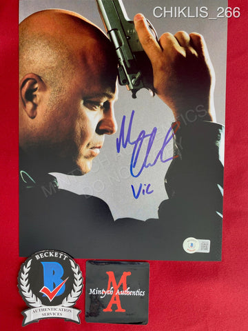 CHIKLIS_266 - 8x10 Photo Autographed By Michael Chiklis