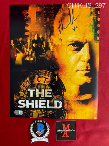 CHIKLIS_297 - 11x14 Photo Autographed By Michael Chiklis