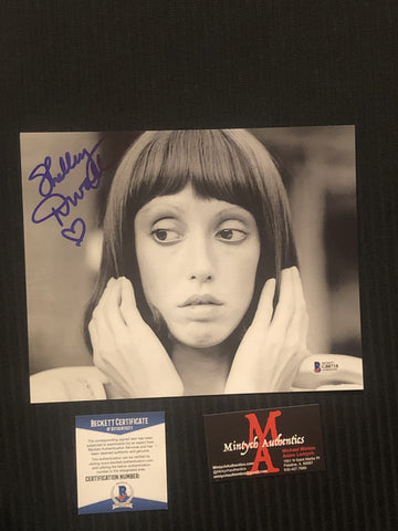 DUVALL_123 - 8x10 Photo Autographed By Shelley Duvall