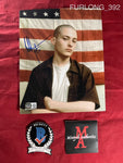 FURLONG_392 - 8x10 Photo Autographed By Edward Furlong