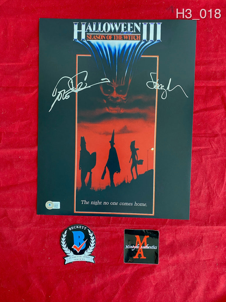 H3_018 11x14 Photo Autographed By Tom Atkins & Stacey Nelkin