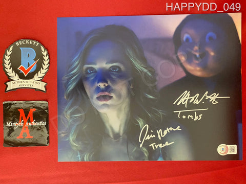 HAPPYDD_049 - 8x10 Photo Autographed By Jessica Rothe & Rob Mello