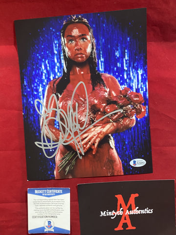 HARRIS_042 - 8x10 Photo Autographed By Danielle Harris