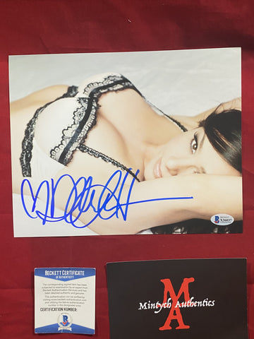 HARRIS_057 - 8x10 Photo Autographed By Danielle Harris