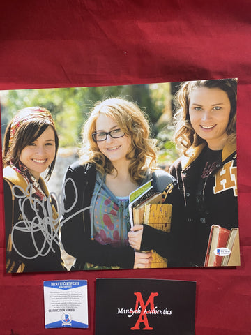 HARRIS_067 - 11x14 Photo Autographed By Danielle Harris