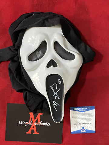LILLARD_464 - Ghostface   Mask Autographed By Matthew Lillard