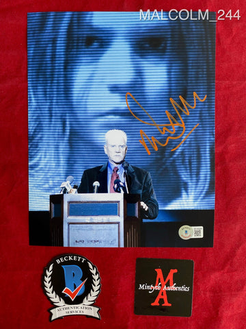 MALCOLM_244 - 8x10 Photo Autographed By Malcolm McDowell