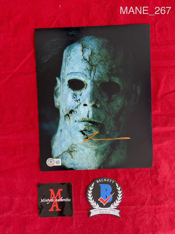 MANE_267 - 8x10 Photo Autographed By Tyler Mane