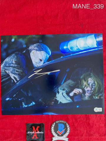 MANE_339 - 11x14 Photo Autographed By Tyler Mane