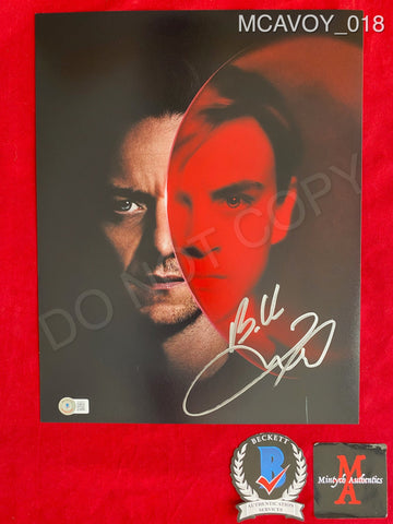MCAVOY_018 - 11x14 Photo Autographed By James McAvoy