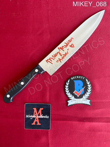 MIKEY_068 - Real 8" Knife Knife Autographed By Mikey Madison