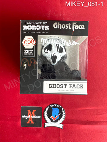 MIKEY_081 - Ghost Face 008 Knit Series Handmade By Robots Vinyl Figure Autographed By Mikey Madison