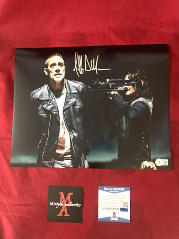 MORGAN_055 - 11x14 Photo Autographed By Jeffrey Dean Morgan