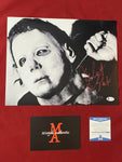 NC_787 - 11x14 Photo Autographed By Nick Castle