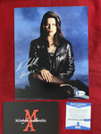 NEVE_262 - 8x10 Photo Autographed By Neve Campbell