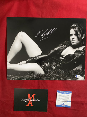 NEVE_366 - 11x14 Photo Autographed By Neve Campbell