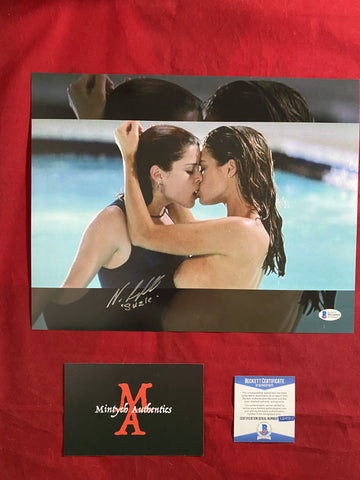 NEVE_391 - 11x14 Photo Autographed By Neve Campbell