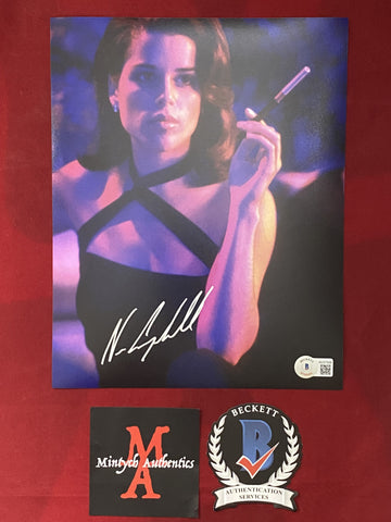 NEVE_486 - 8x10 Photo Autographed By Neve Campbell