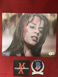NEVE_490 - 8x10 Photo Autographed By Neve Campbell