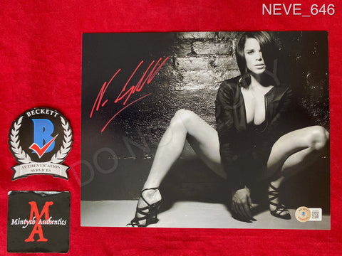 NEVE_646 - 8x10 Photo Autographed By Neve Campbell