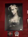 PAQUIN_346 - 11x17 Photo Autographed By Anna Paquin
