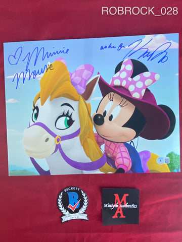 ROBROCK_028 - 11x14 Metallic Photo Autographed By Kaitlyn Robrock