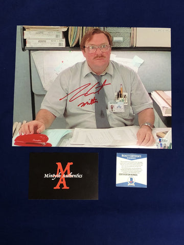 ROOT_291 - 11x14 Photo Autographed By Stephen Root