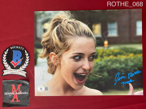 ROTHE_068 - 8x10 Photo Autographed By Jessica Rothe