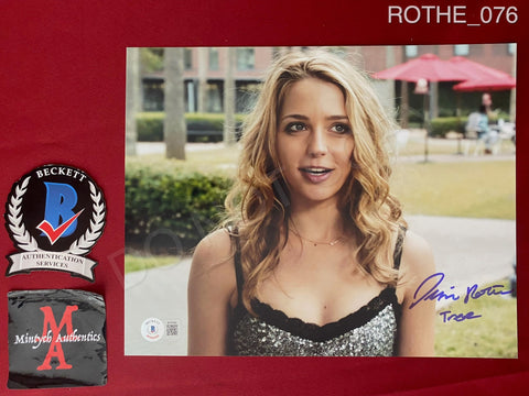 ROTHE_076 - 8x10 Photo Autographed By Jessica Rothe