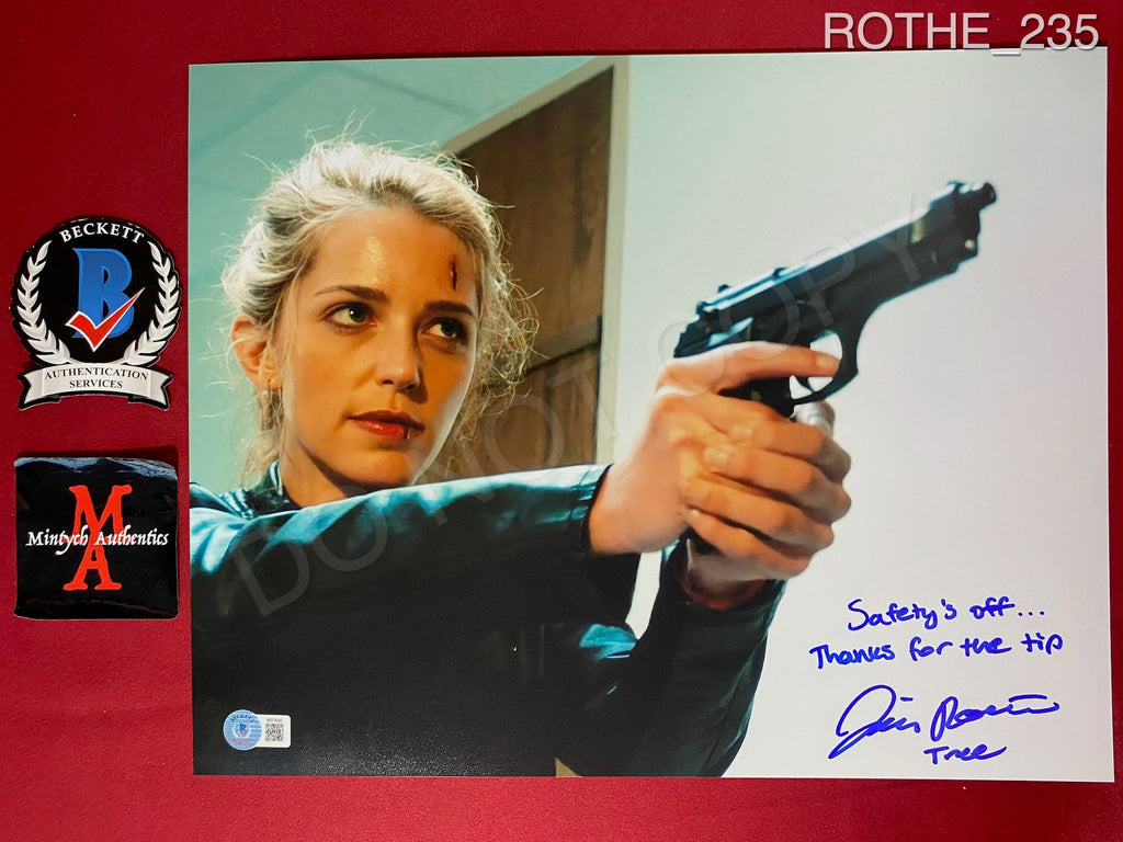 ROTHE_235 - 11x14 Photo Autographed By Jessica Rothe – Mintych Authentics