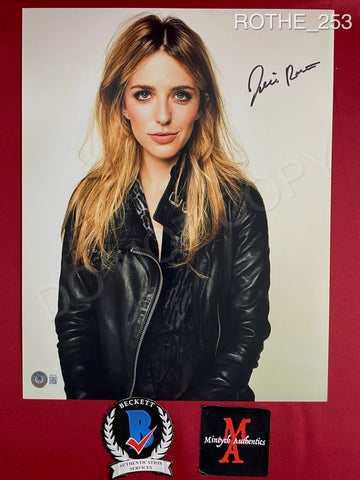 ROTHE_253 - 11x14 Photo Autographed By Jessica Rothe