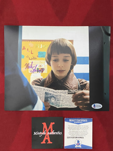 SCHNAPP_036 - 8x10 Photo Autographed By Noah Schnapp