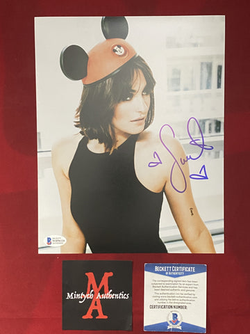 SCOUT_158 - 8x10 Photo Autographed By Scout Taylor Compton