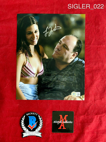 SIGLER_022 - 8x10 Photo Autographed By Jamie-Lynn Sigler