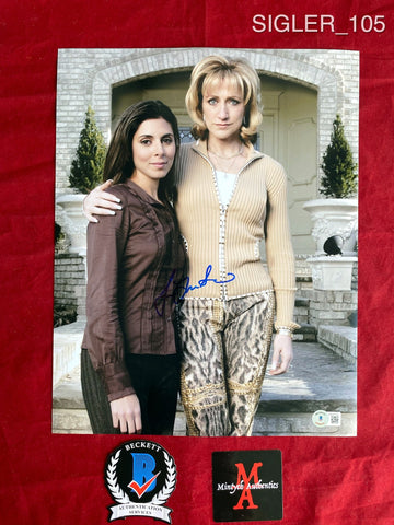 SIGLER_105 - 11x14 Photo Autographed By Jamie-Lynn Sigler