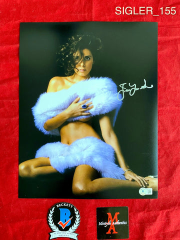 SIGLER_155 - 11x14 Photo Autographed By Jamie-Lynn Sigler