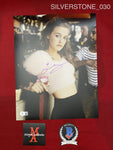SILVERSTONE_030 - 11x14 Photo Autographed By Alicia Silverstone